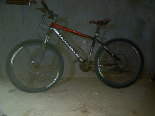 A vendre velo en tres bonne etat