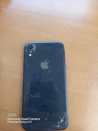 iphone-xr-big-3