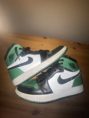 air-jordan-1-retro-high-og-pine-green-big-3