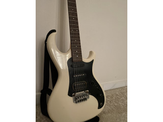 Guitare électrique  à vendre