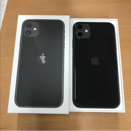 iphone11-noir-cashe-silicone-battery-95-big-1