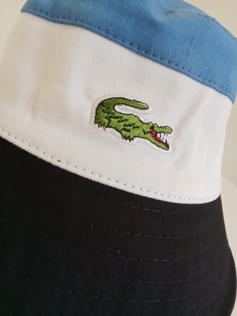 chapeau-bob-lacoste-big-0