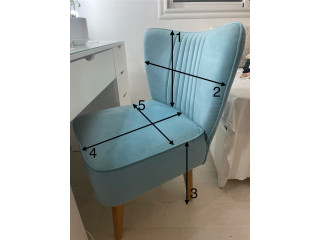 Chaise bleu en très bon etat