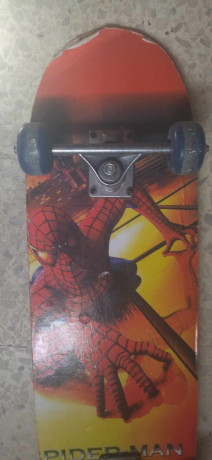 skateboard-spider-man-edition-big-3