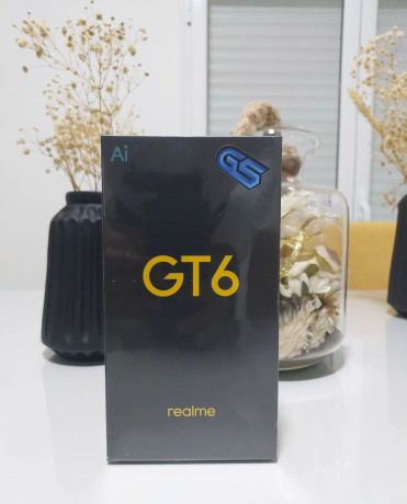 realme-gt6-big-0