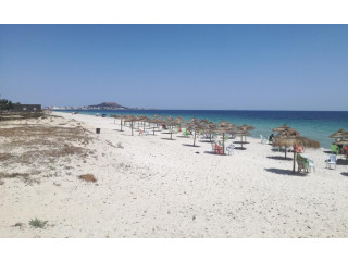 A 300 mètre de la plage de Ain Grenz, terrain de 600 mètres carrée